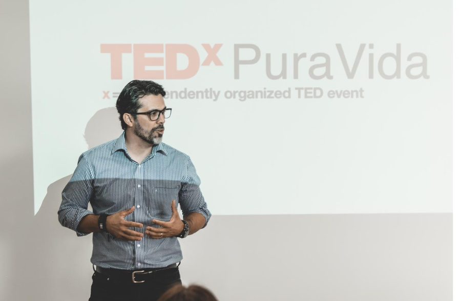 Allan Lorìa en TEDx